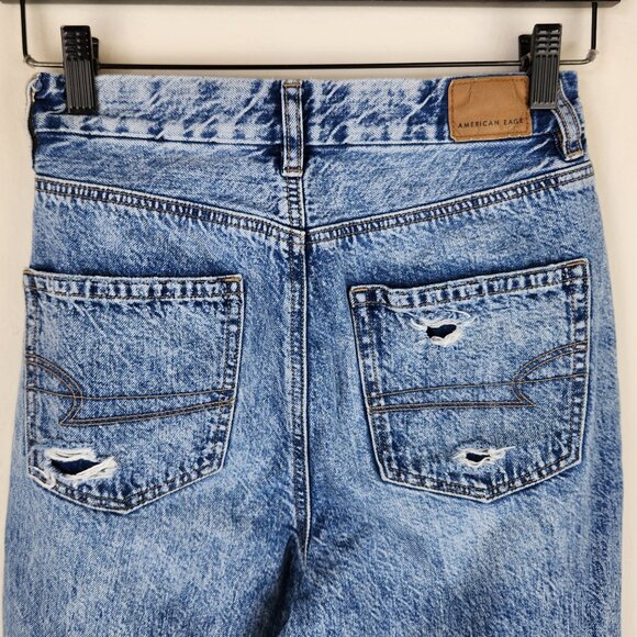 American Eagle Curvy Ripped Distressed Mom Jeans sz 2 - Picture 4 of 14